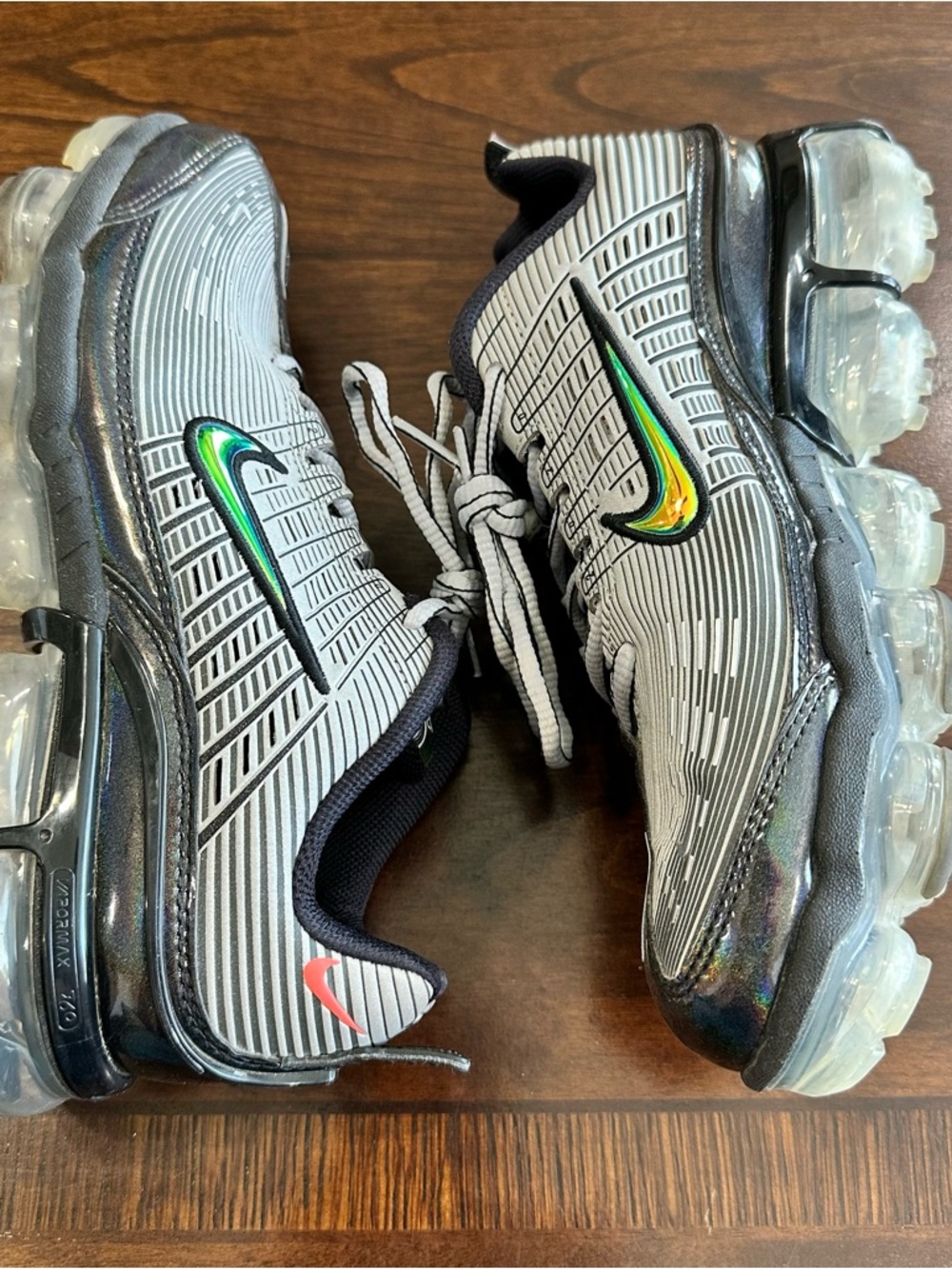 Nike Air VaporMax360 Metallic Silver/Max Argent Women’s Size 8 US Excellent